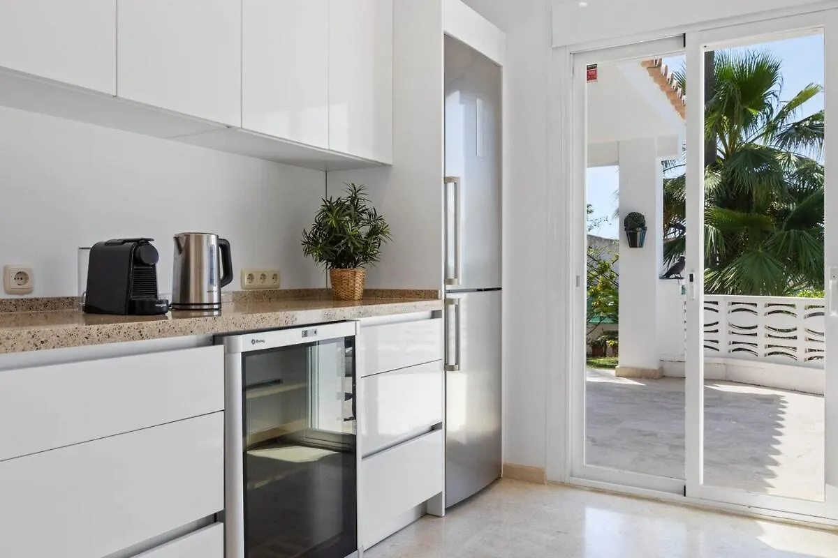 Villa Marbella Private Pool And Sea View